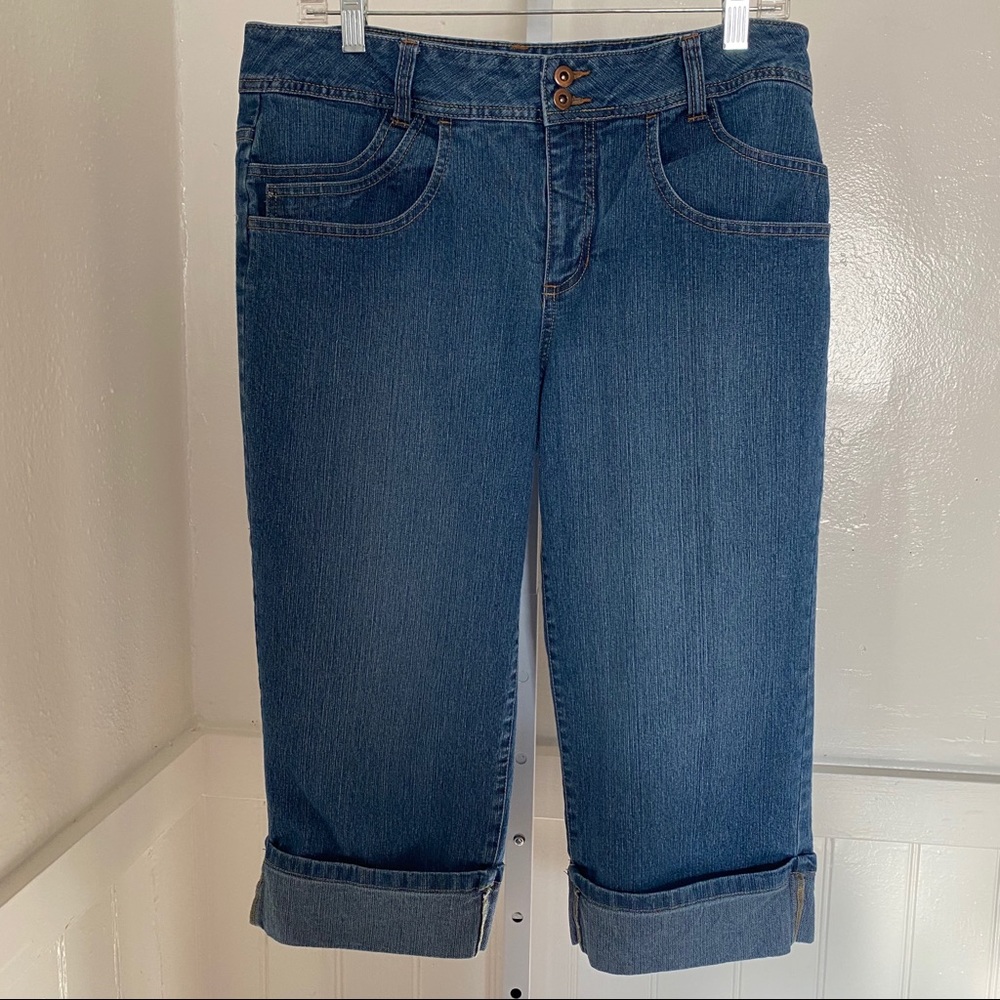 French Cuff Women's Crop Capris Jeans EUC | 12